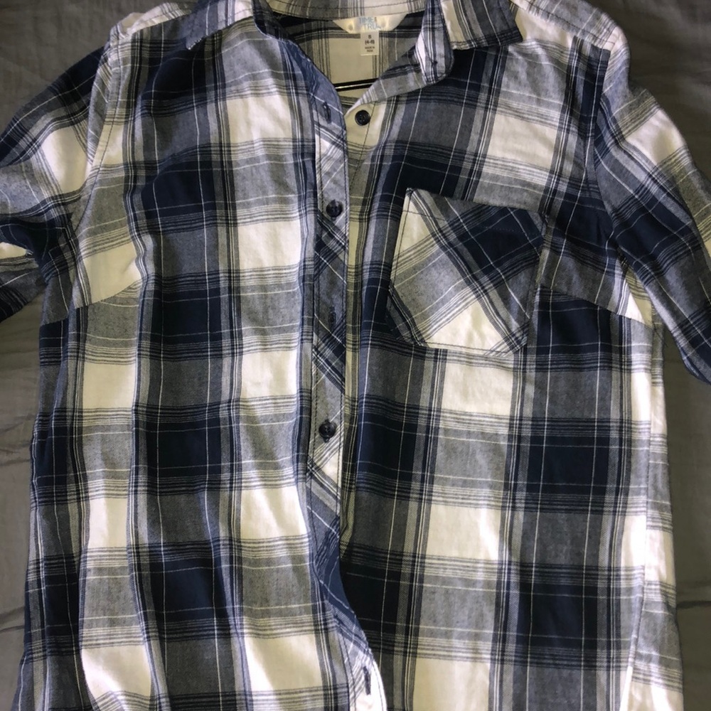 Blue and white plaid button up